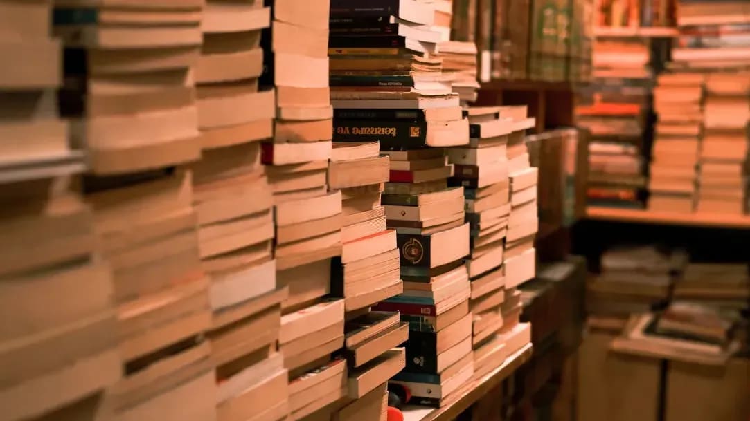 Bücherhafen 14